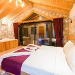 With Private Pool And Jacuzzi In Nature Villa *