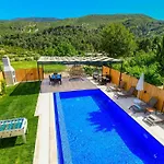 Villa With Private Pool And Jacuzzi In Nature Kaş
