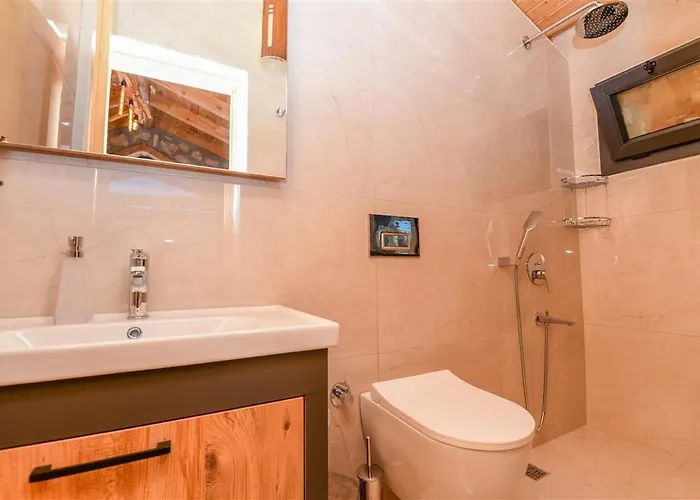 Villa With Private Pool And Jacuzzi In Nature *