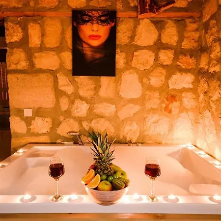 فيلة With Private Pool And Jacuzzi In Nature *