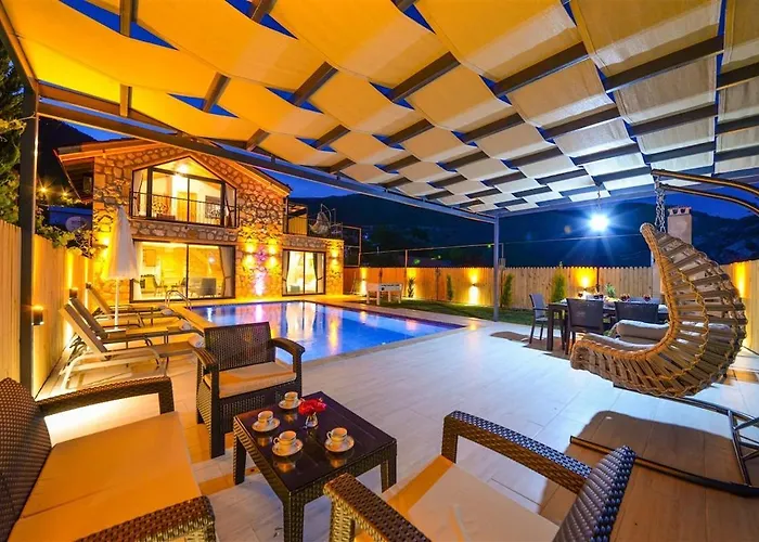 فيلة With Private Pool And Jacuzzi In Nature