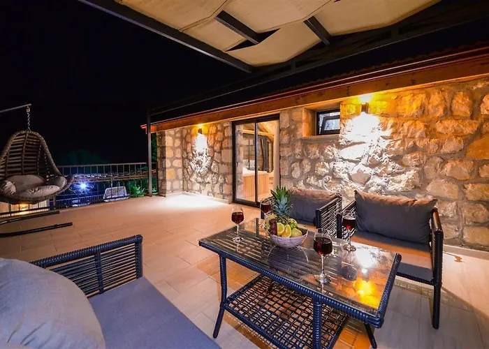 فيلة With Private Pool And Jacuzzi In Nature كاس
