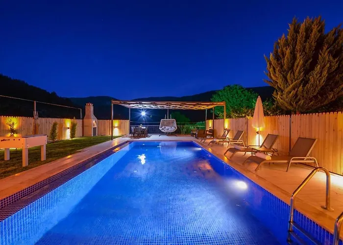 With Private Pool And Jacuzzi In Nature * كاس
