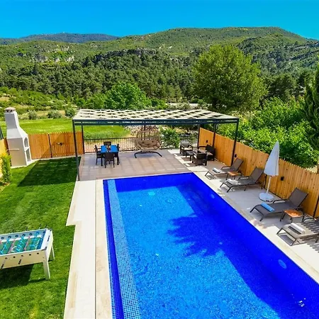 Villa With Private Pool And Jacuzzi In Nature Kas